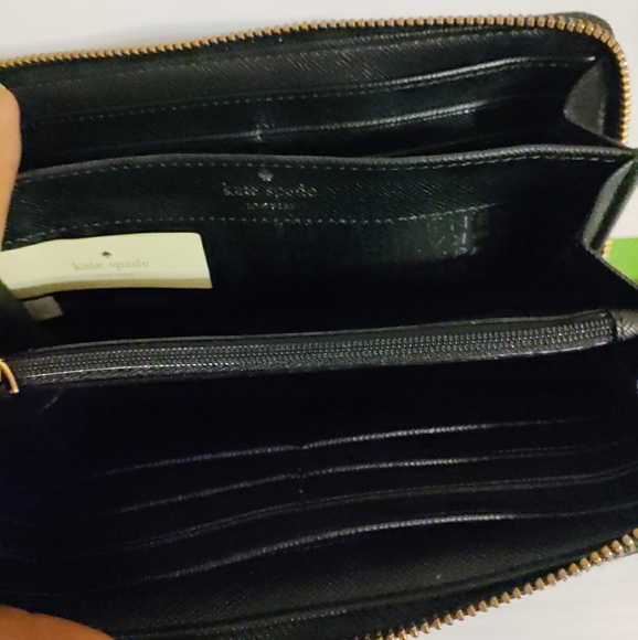 Kate Spade New York Polka Dot Zip Around Wallet Black White - Picture 7 of 8